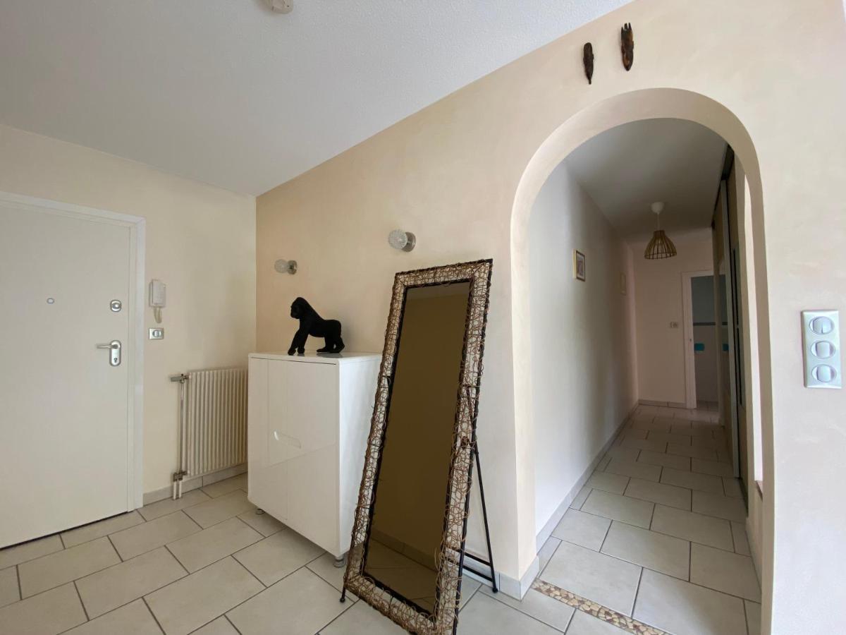 Decouvrez Le Charme Au Coeur De Gap Apartment Luaran gambar