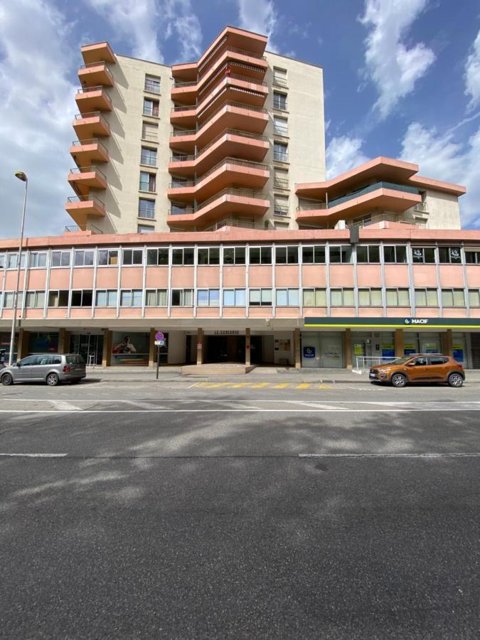 Decouvrez Le Charme Au Coeur De Gap Apartment Luaran gambar